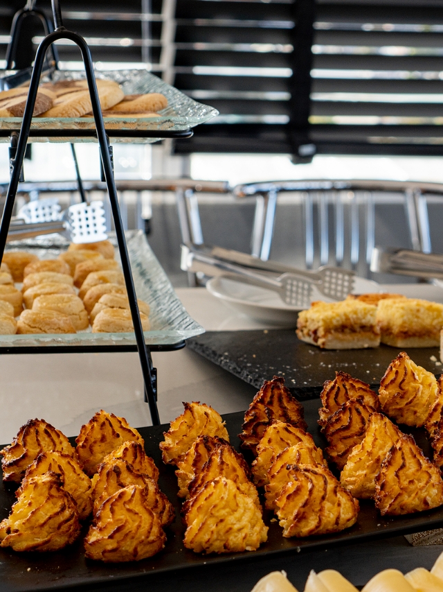 Why Choose Brookstreet Hotel